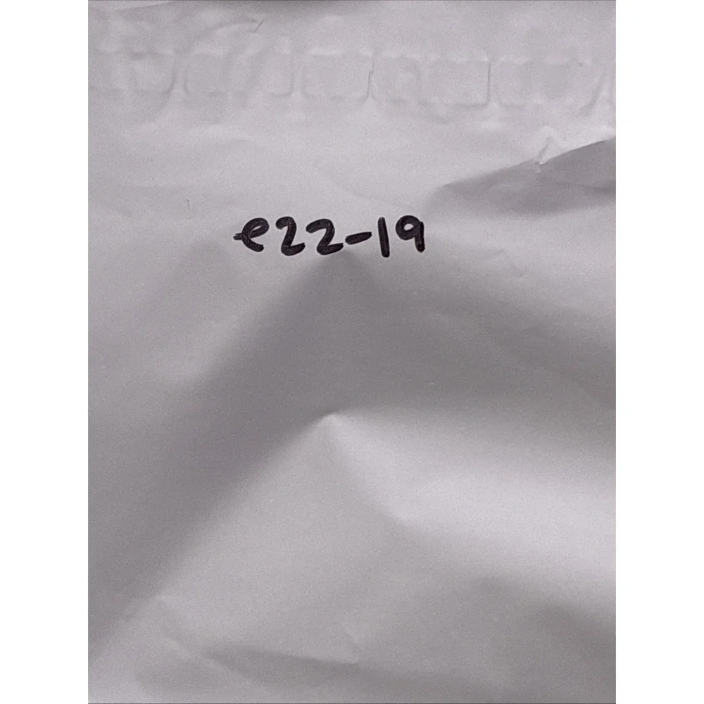 Banana Republic doesn fit